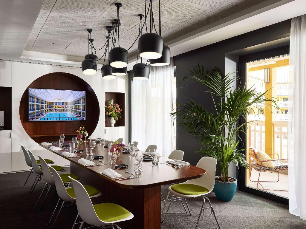 Imagem da galeria de Hôtel Molitor Paris - Mgallery