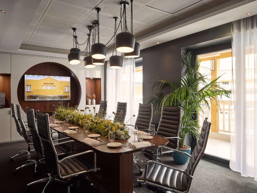 Imagem da galeria de Hôtel Molitor Paris - Mgallery
