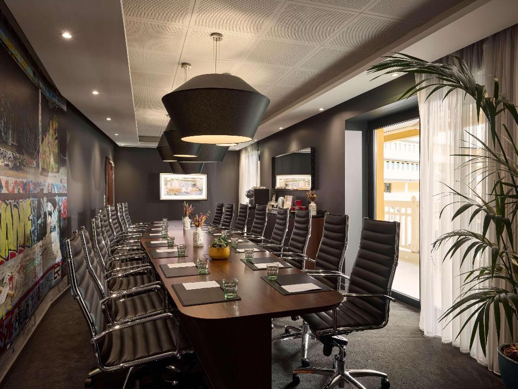Imagem da galeria de Hôtel Molitor Paris - Mgallery