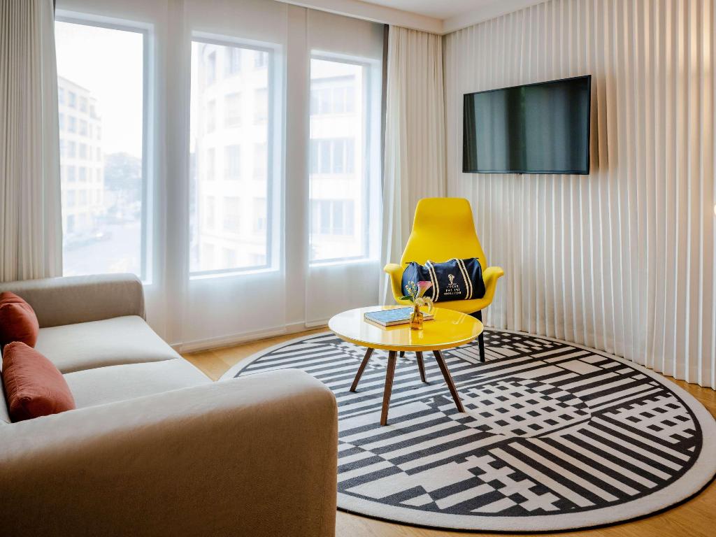 Imagem da galeria de Hôtel Molitor Paris - Mgallery