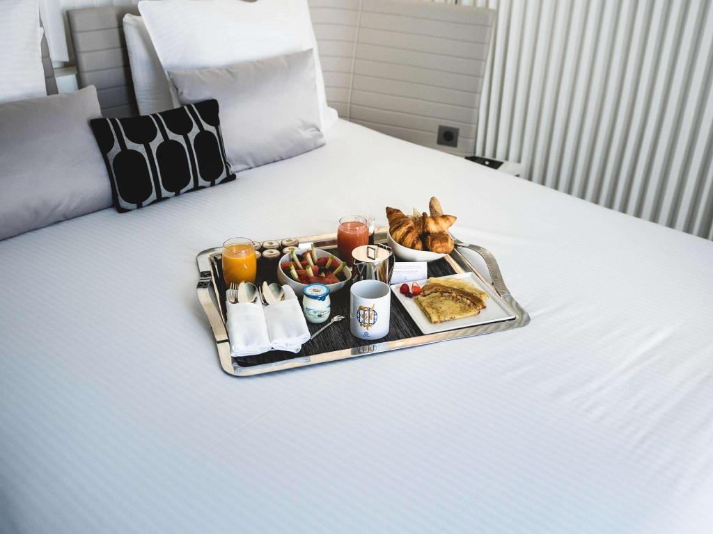 Imagem da galeria de Hôtel Molitor Paris - Mgallery