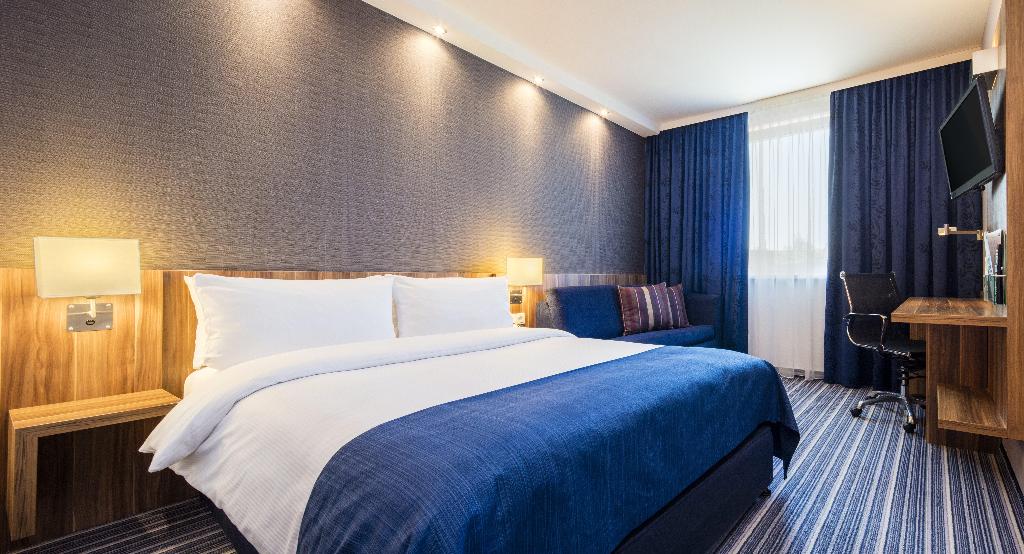 hotel-thumb