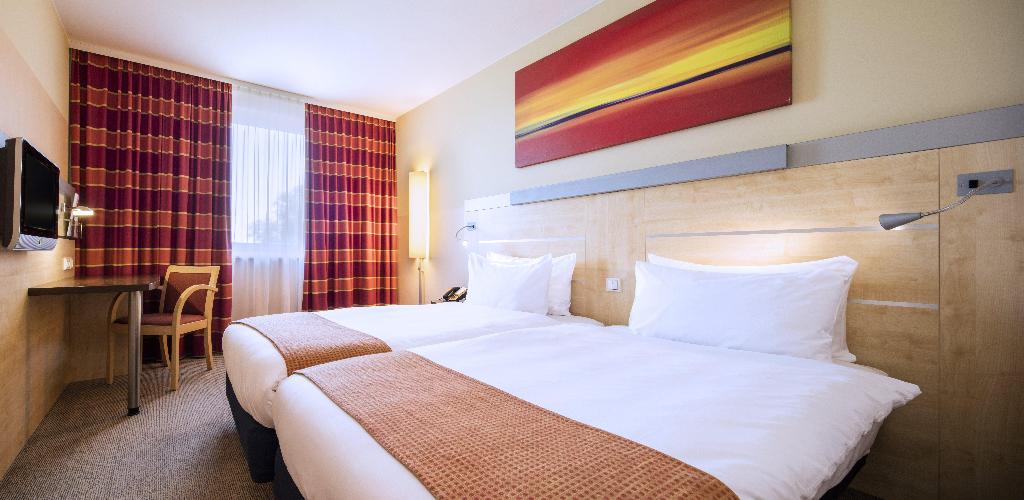 hotel-thumb
