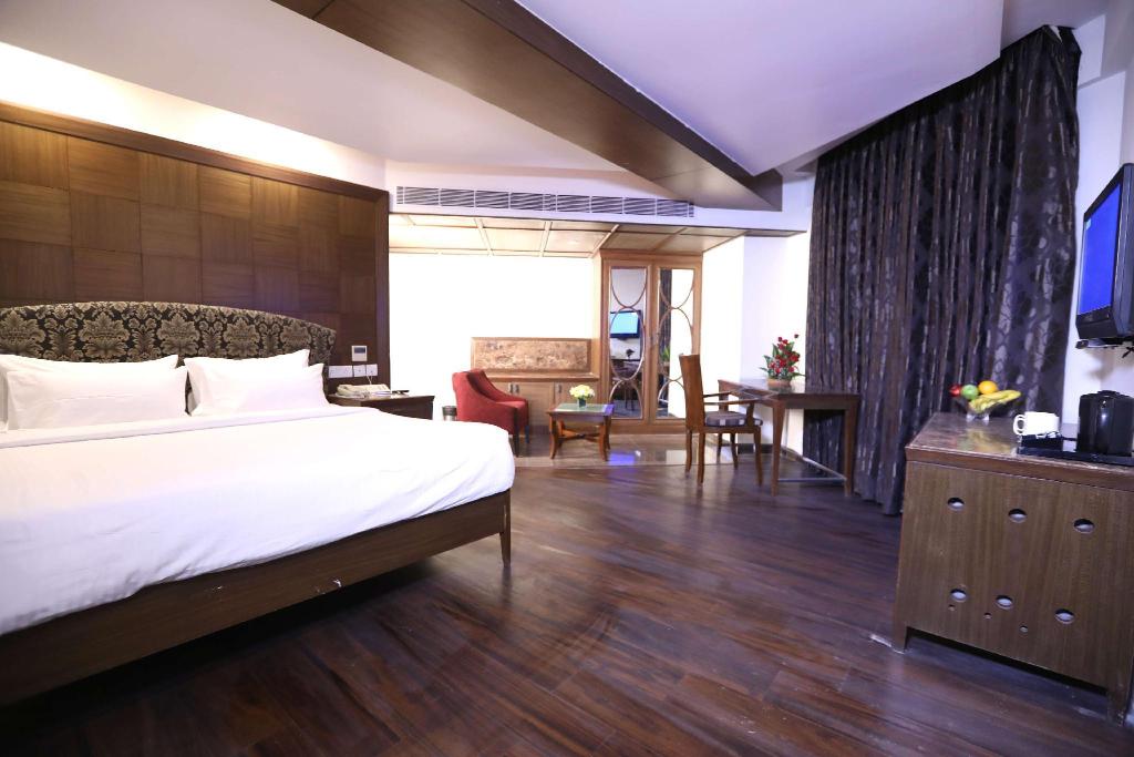 Quality Inn Shravanthi
