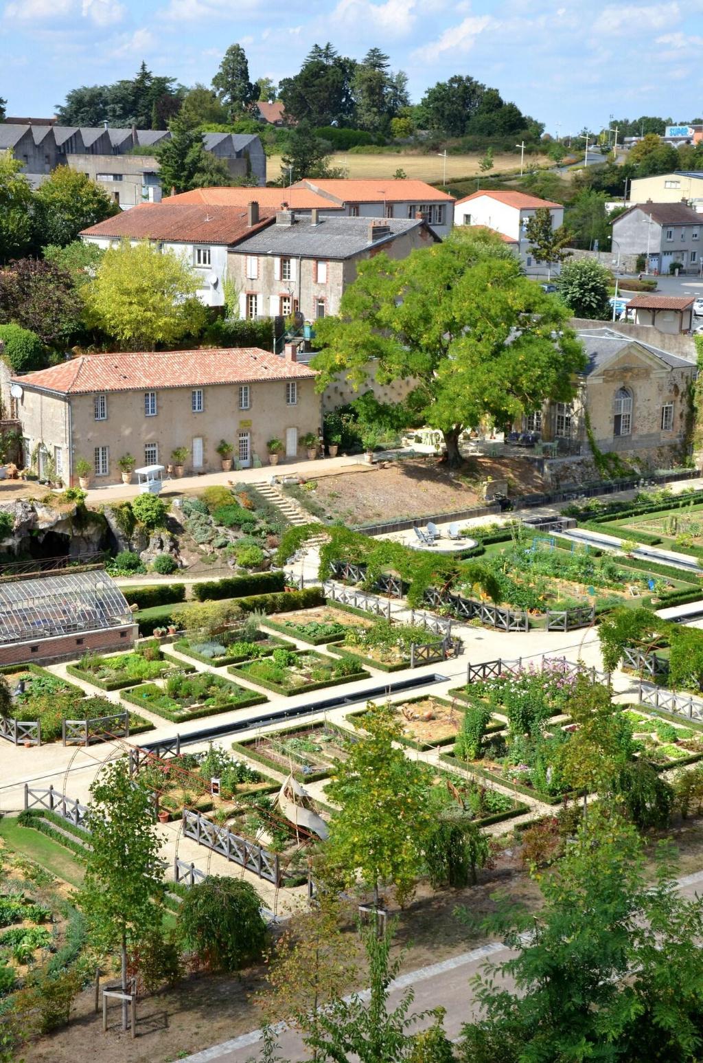 Chateau Colbert