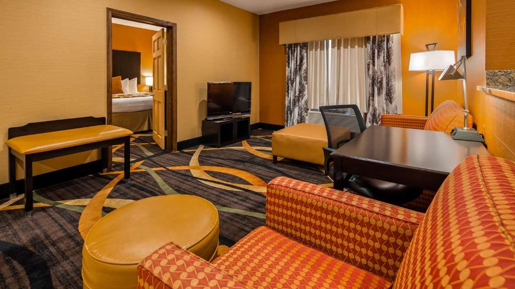 Best Western Plus Whitewater Inn