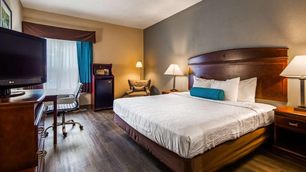 Best Western Albemarle Inn