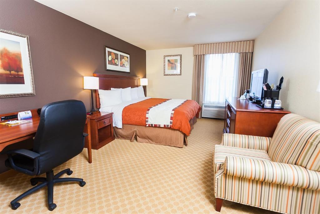 Best Western Plus Georgetown Inn & Suites