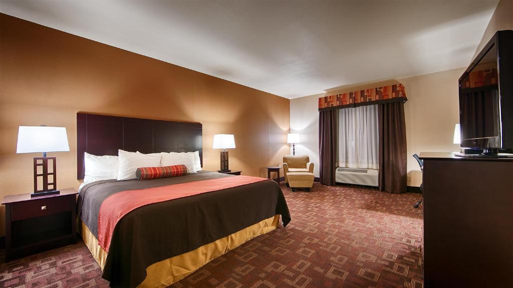 Best Western Plus Goliad Inn & Suites