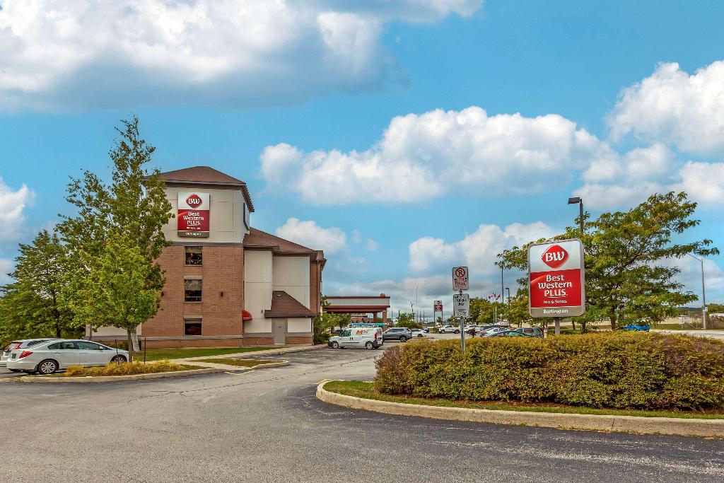 Best Western Plus Burlington Inn & Suites