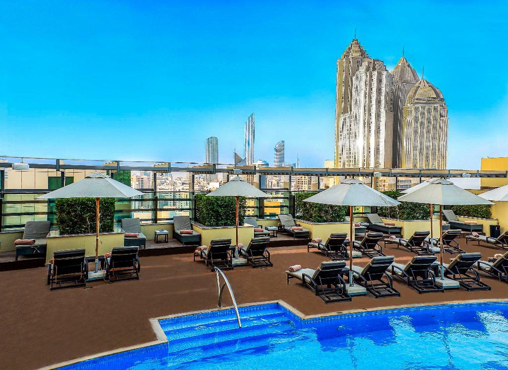 Southern Sun Abu Dhabi - Pool