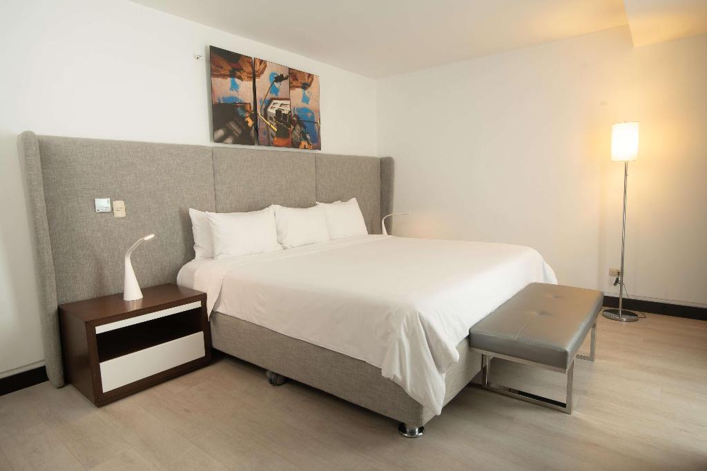 Radisson Decapolis Miraflores