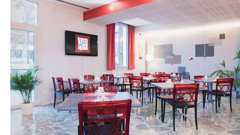 Carre Py' Hotel