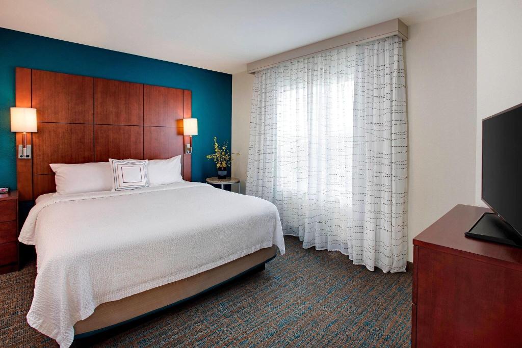 Residence Inn by Marriott Chicago Airport
