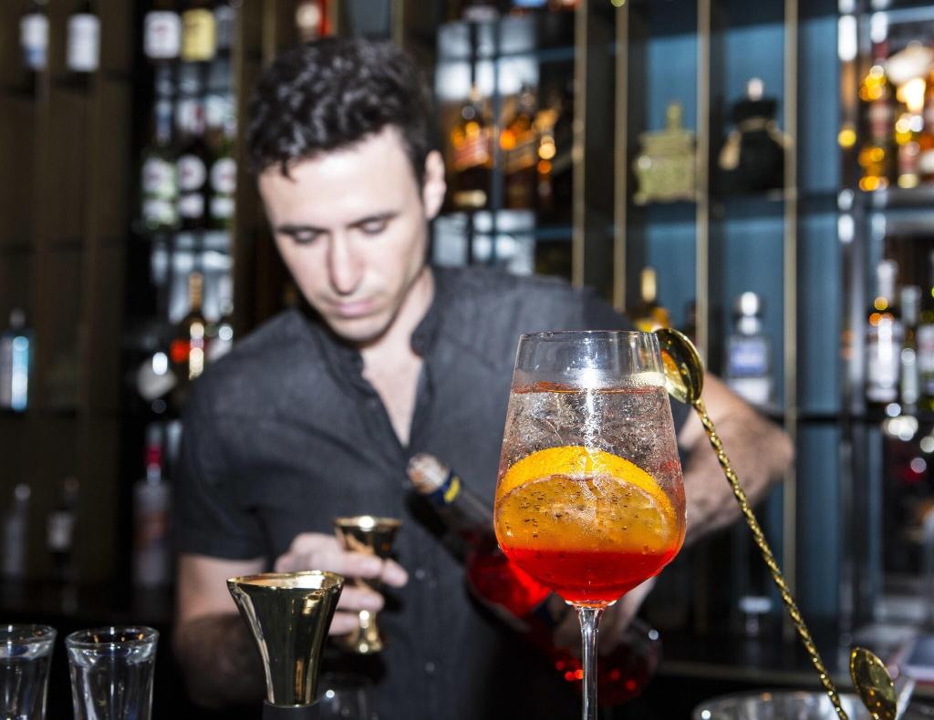 Lighthouse By Brown Hotels - Bar