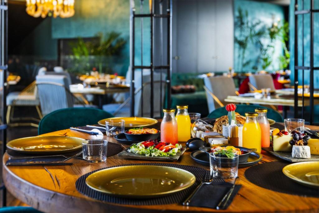 Lighthouse By Brown Hotels - Restaurant