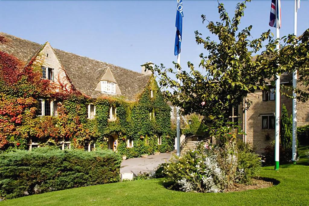 Hatton Court Hotel