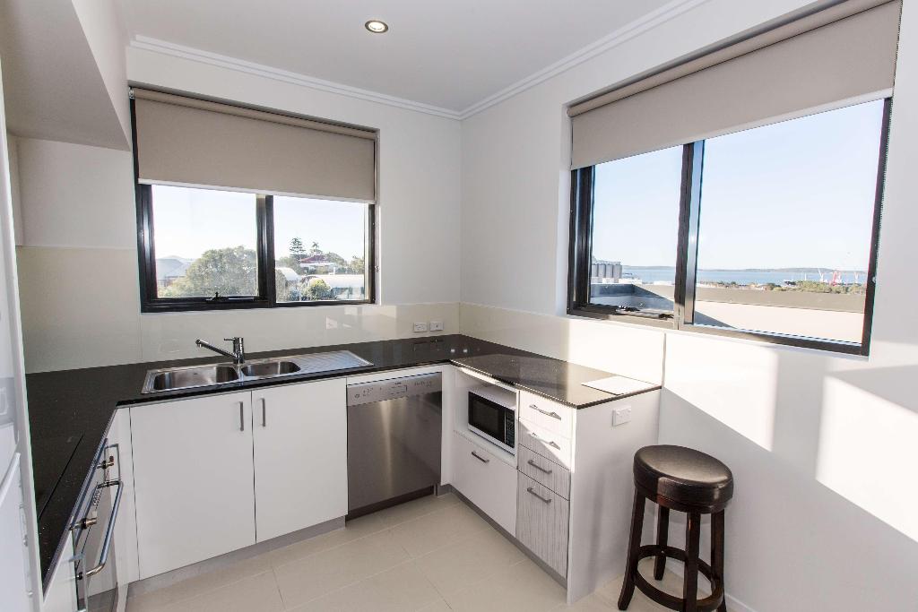Gladstone Central Plaza Apartment