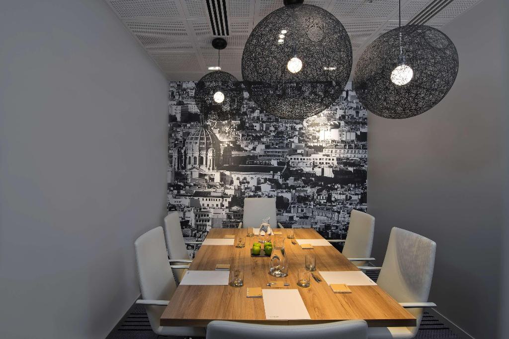 Hotel Melia Paris la Défense, Frankreich, Courbevoie. Großes 176