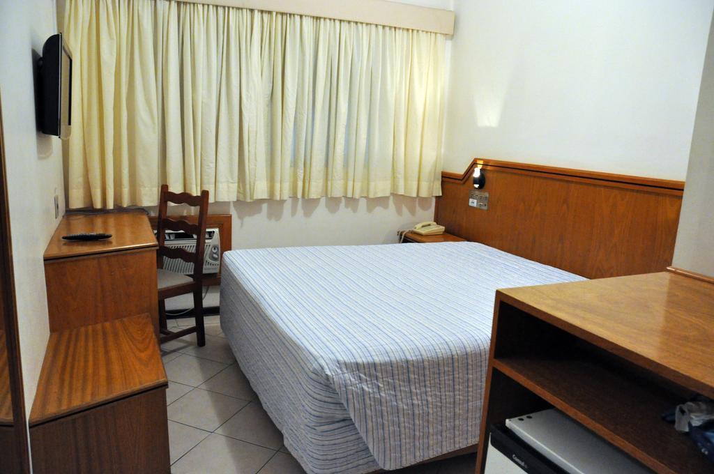 Tenda Hotel