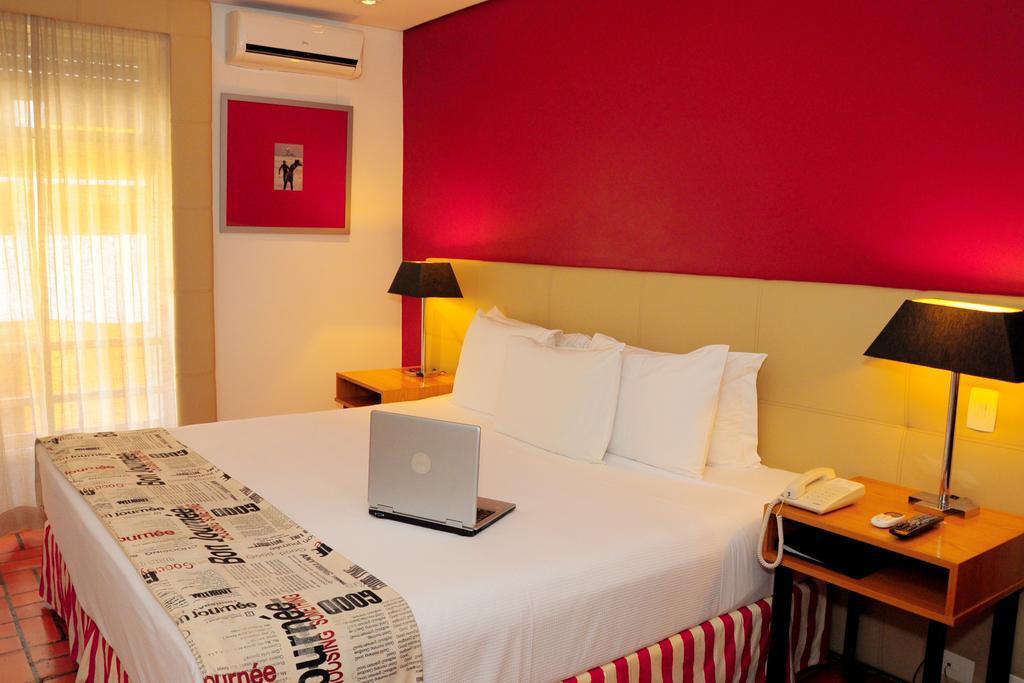 hotel-thumb