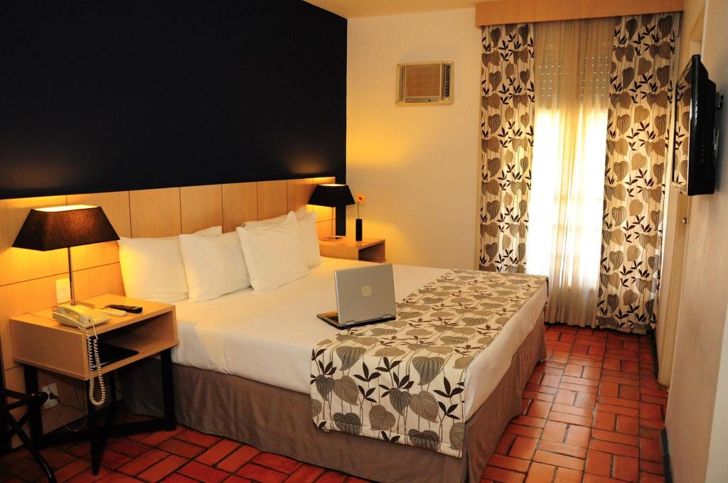 hotel-thumb