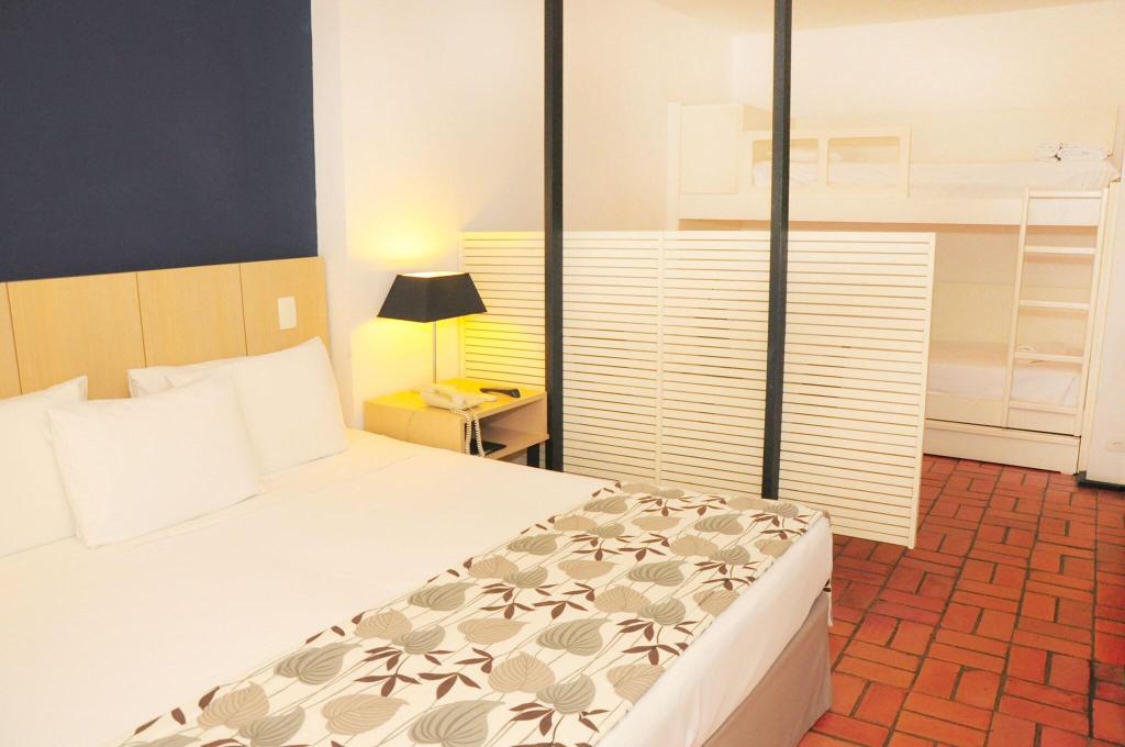 hotel-thumb