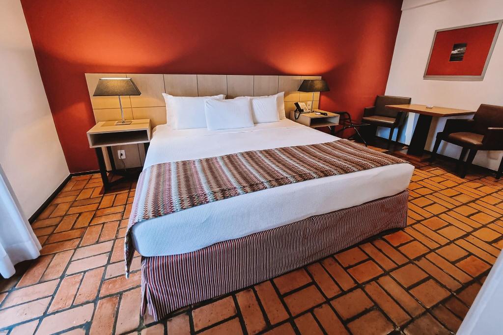 hotel-thumb