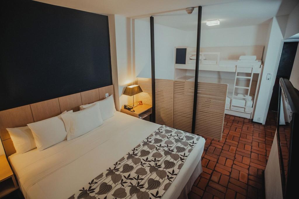 hotel-thumb