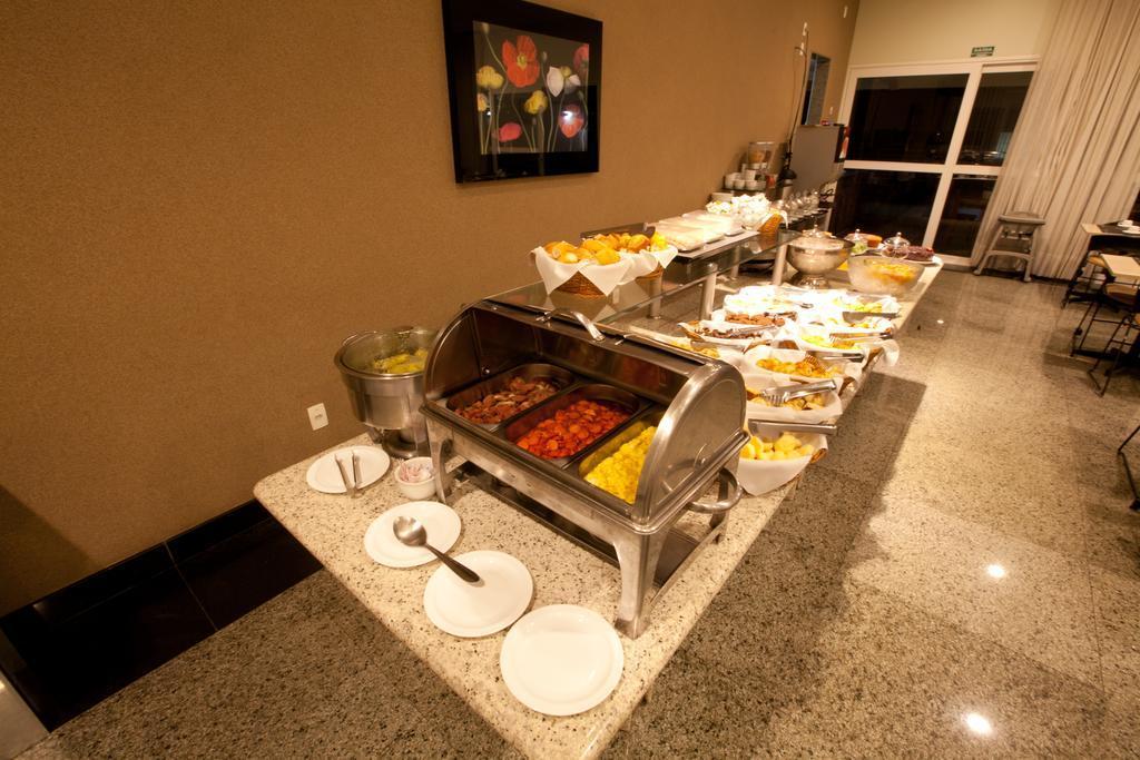 Oitis Hotel
