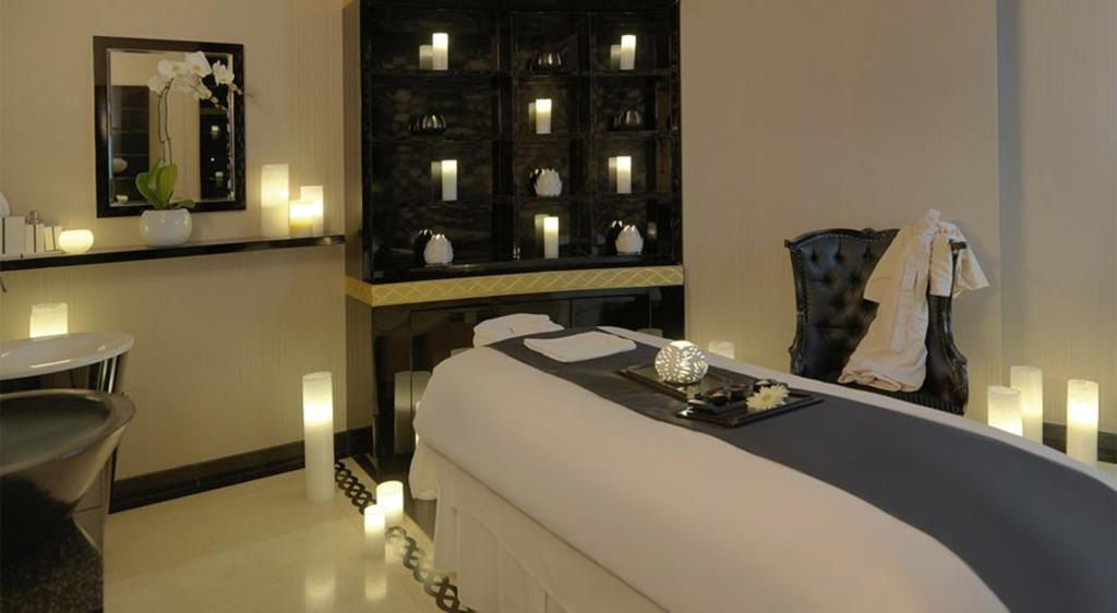 hotel-thumb