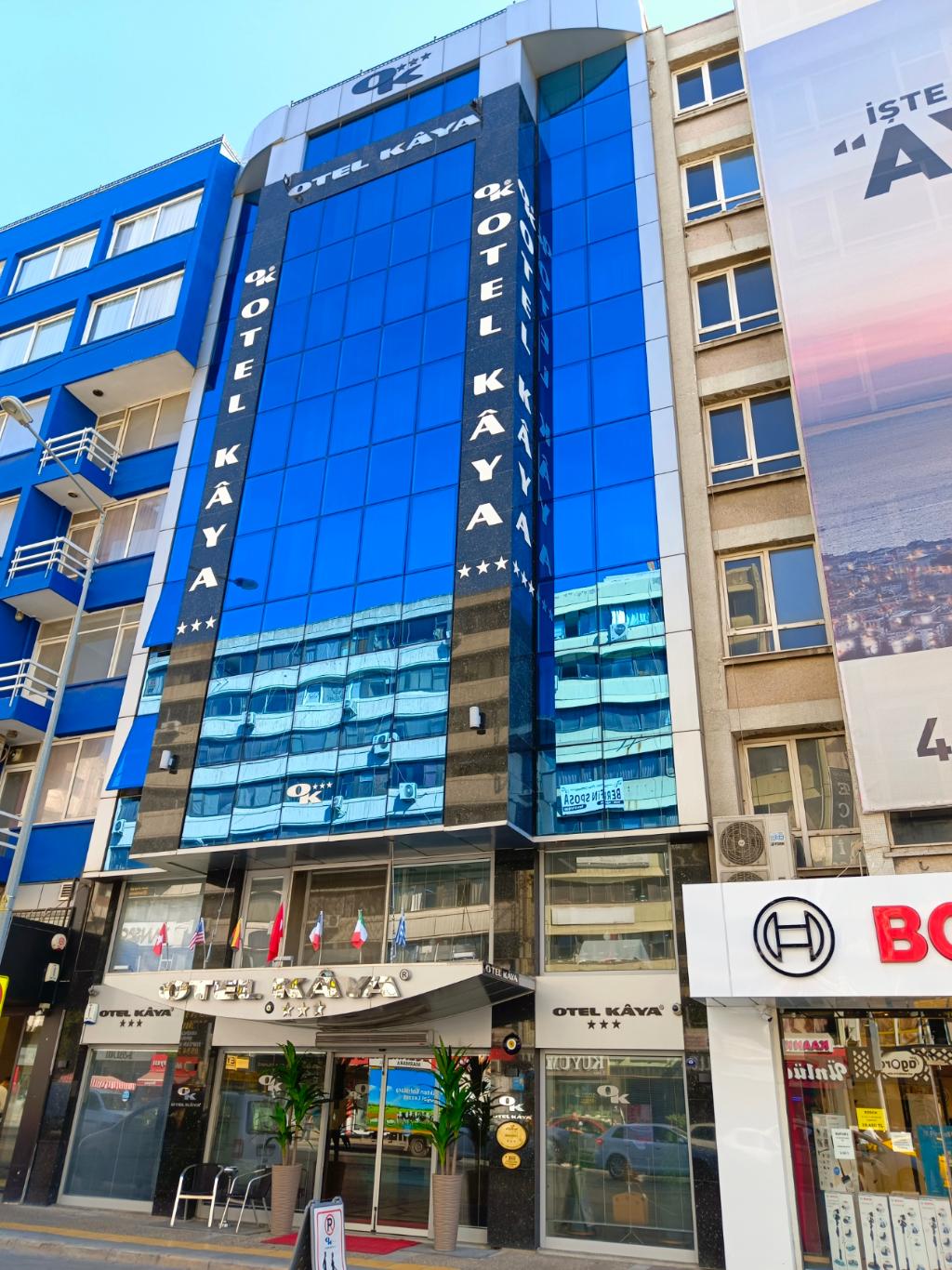Kaya Hotel