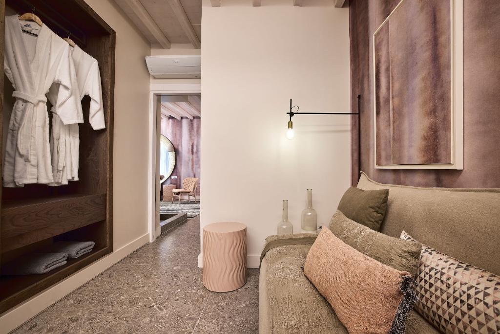 Amazon Mykonos Resort & Spa