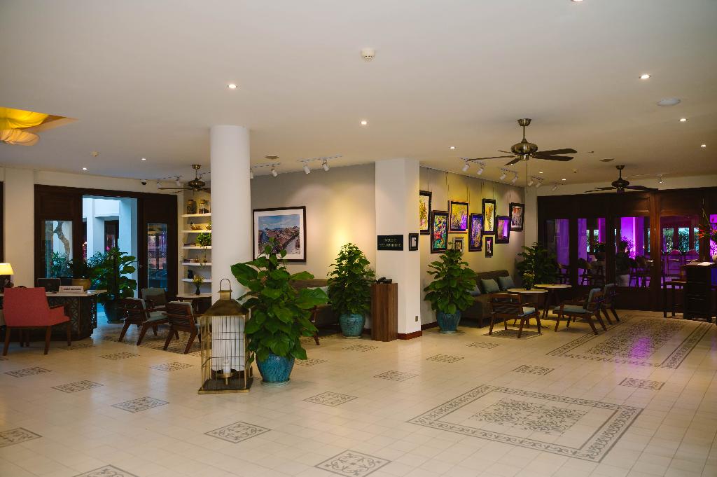 hotel-thumb