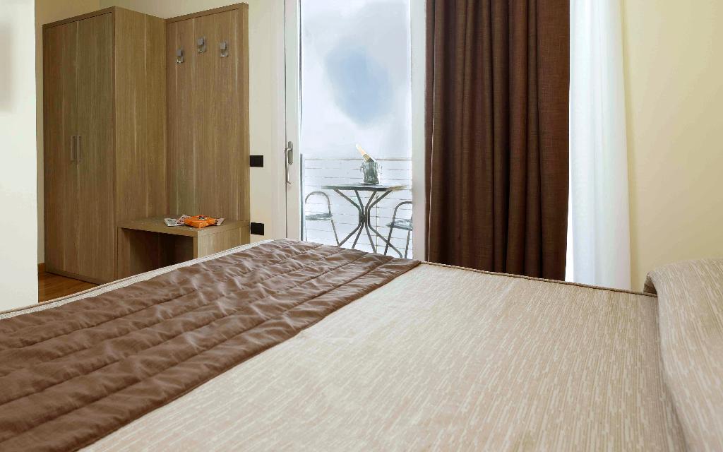 Dama Hotel