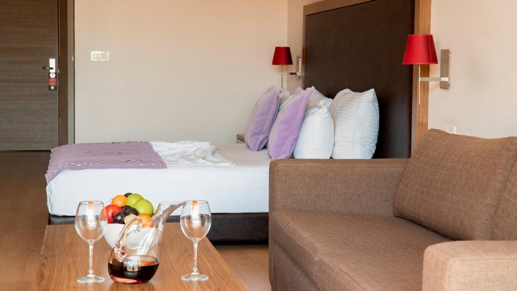 Ladies Beach Suite Hotel
