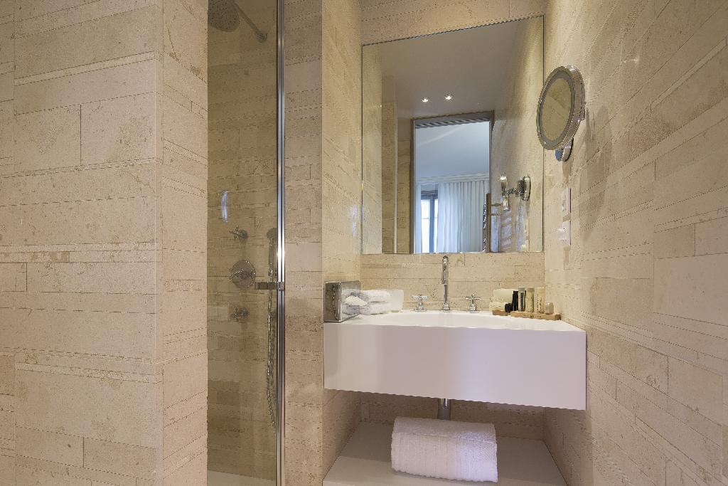 Hotel Le Marianne, Frankreich, Paris. Großes 1