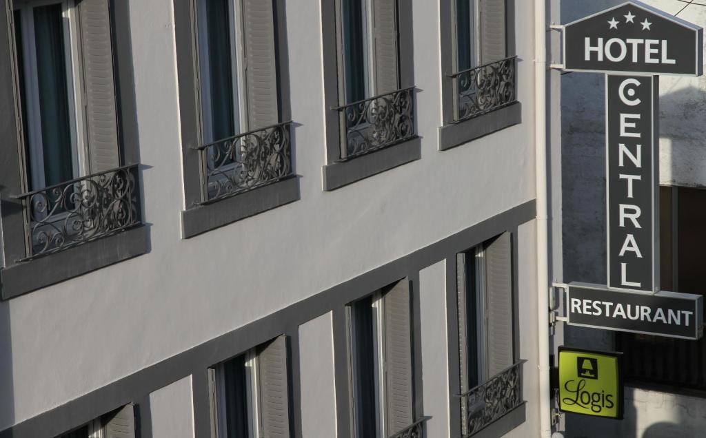 Le Central Hotel - Restaurant