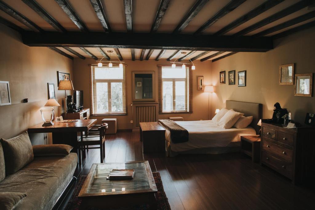 Hotel Le Moulin D'Artres
