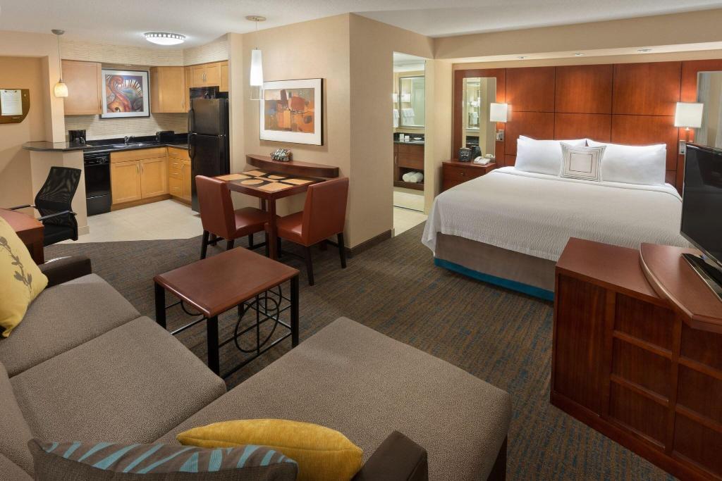 Residence Inn Toronto Downtown/Entertainment Distr