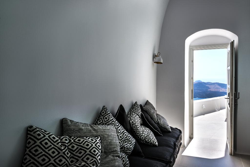 Nefeles Luxury Suites