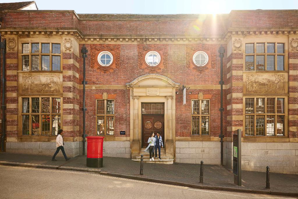 The Samuel Ryder Hotel St Albans, Tapestry Collect