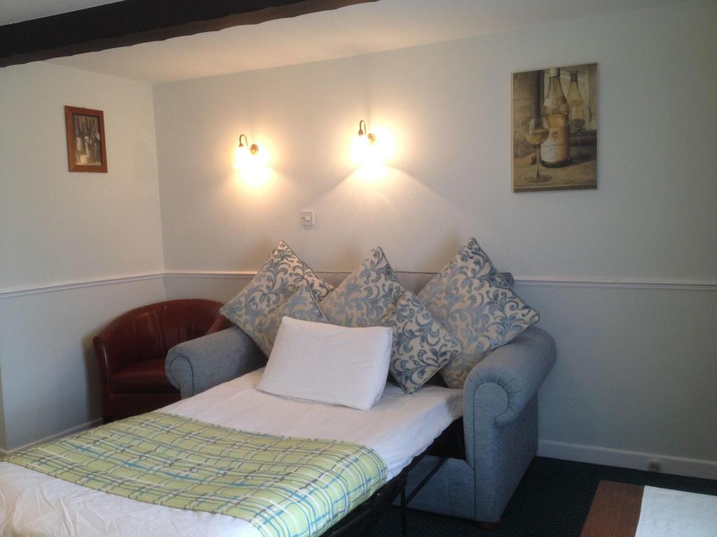 Hare & Hounds Hotel at Speen