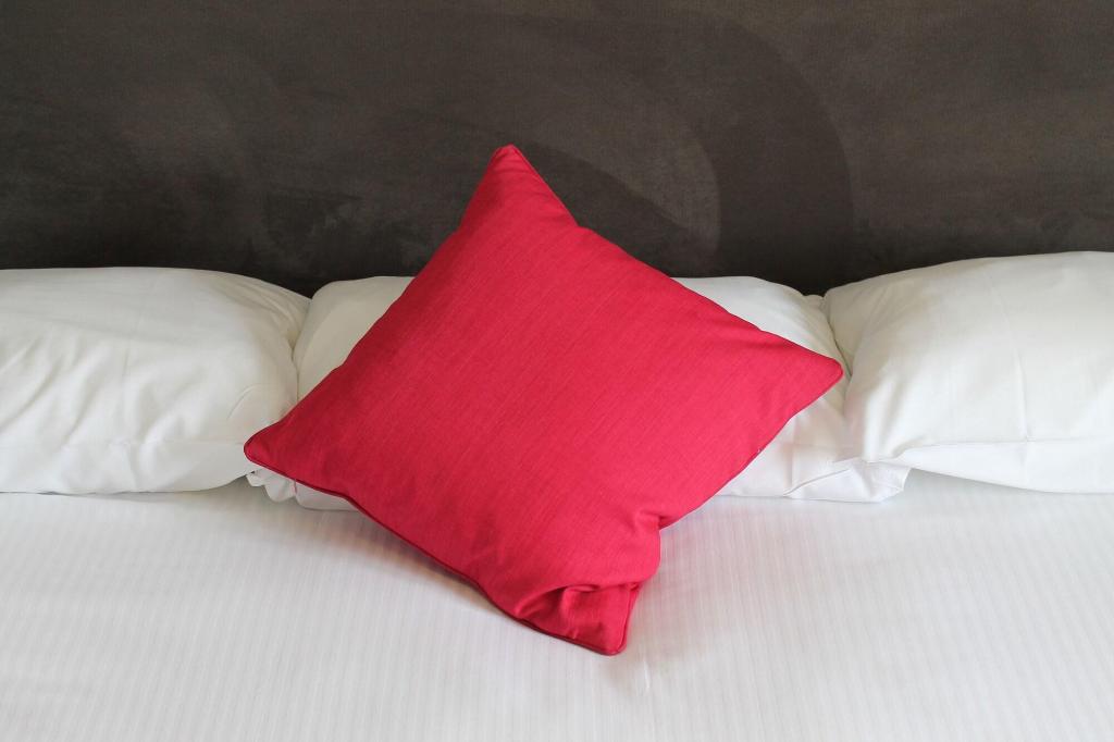 Oak Farm Hotel (M6 J12)