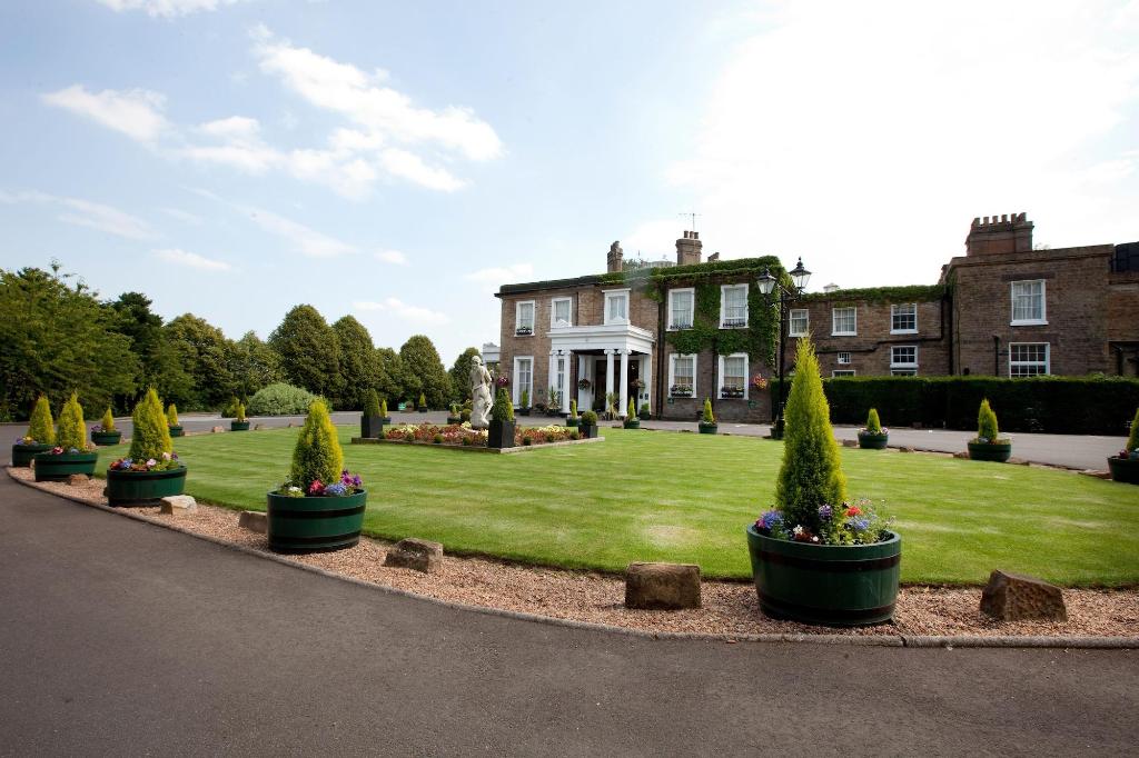 Ringwood Hall Hotel