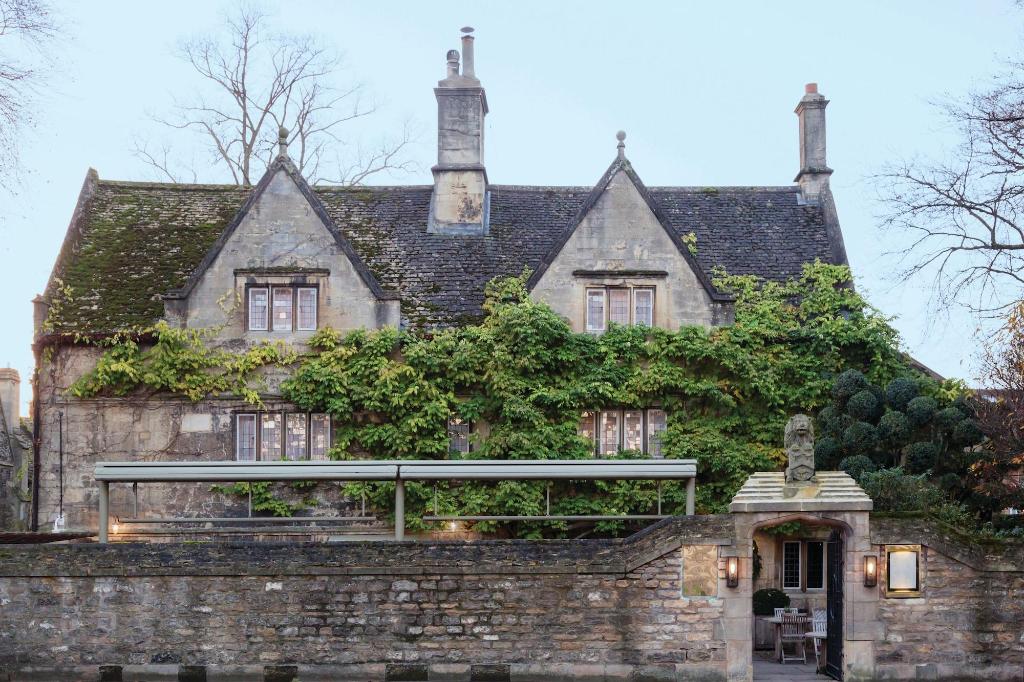 The Old Parsonage Hotel - General view