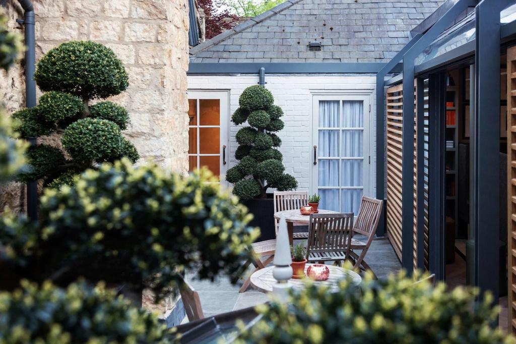 The Old Parsonage Hotel - Restaurant
