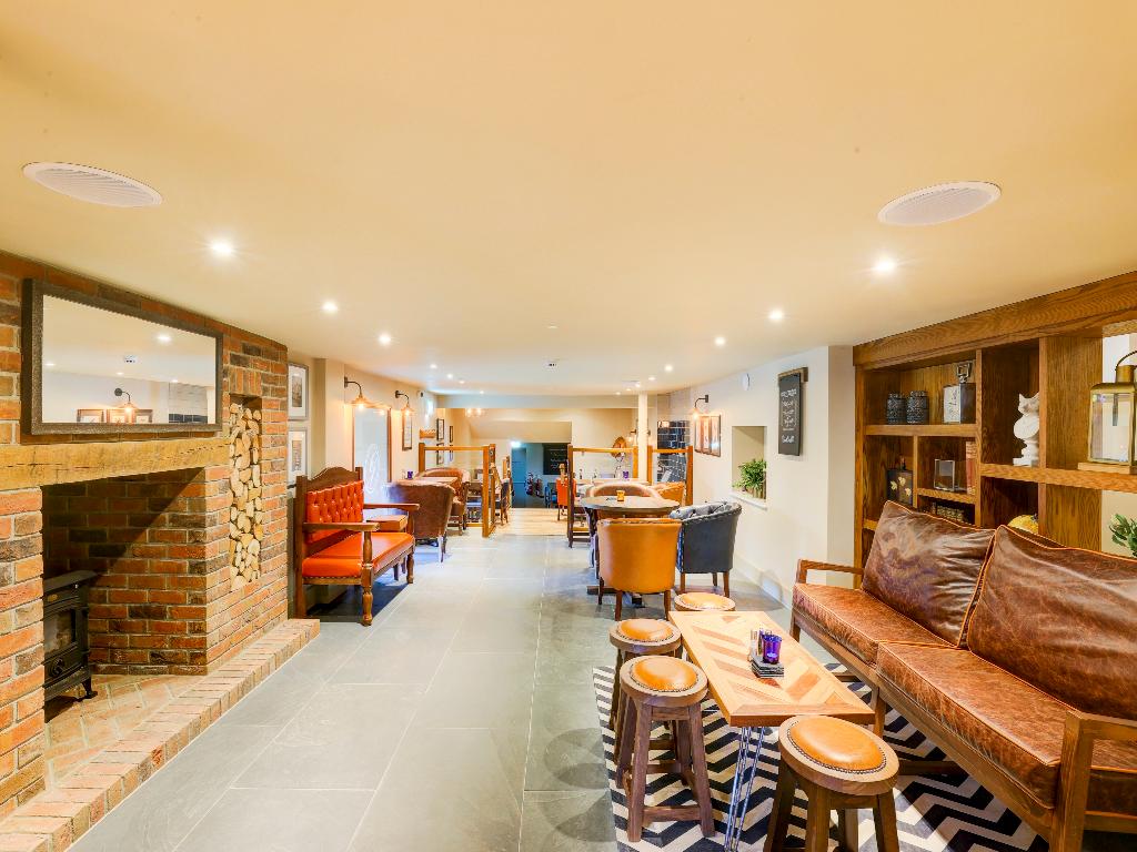 The Gissons Hotel - Lobby