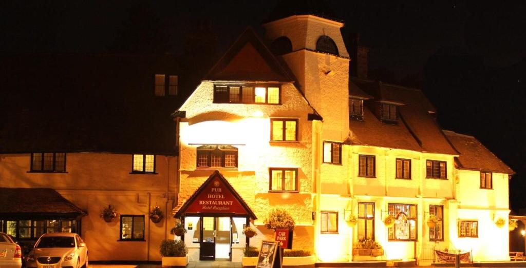 The Devil s Punchbowl Hotel - General view