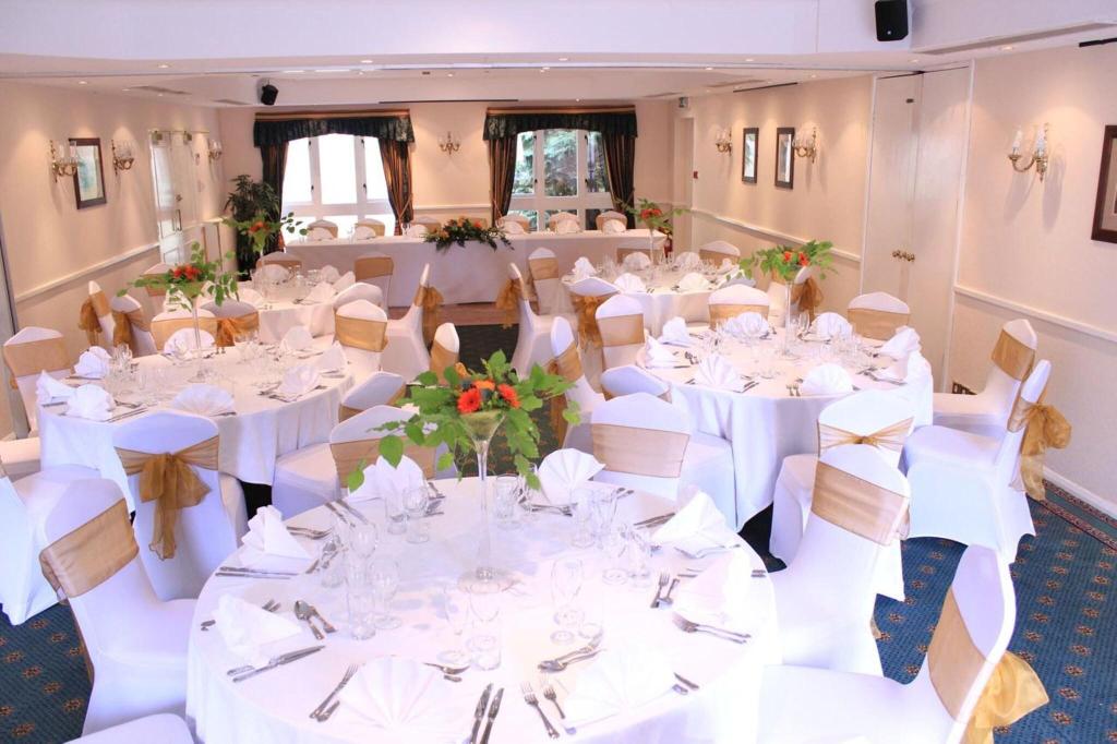 The Devil s Punchbowl Hotel - Conferences